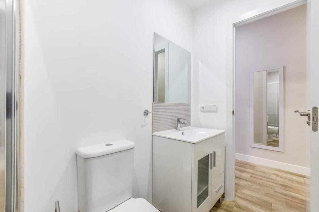 Acogedor Apartamento Entre Sol Gran Via Y Palacio Madrid Dış mekan fotoğraf